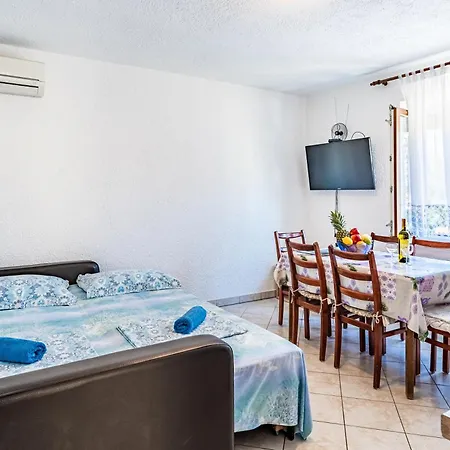 1 With Pool Appartamento *