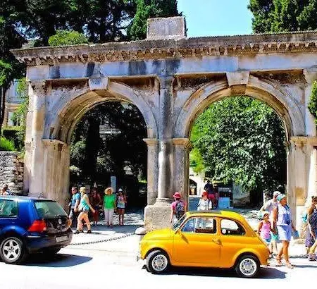 Apartment 1 With Pool Pula